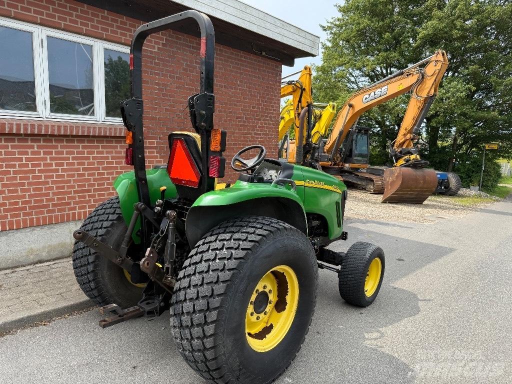 John Deere 4520 Kompakte traktorer