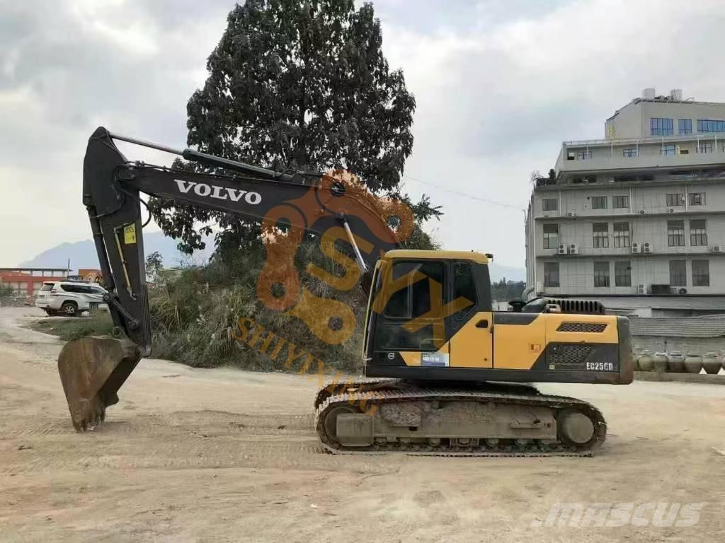 Volvo EC 210 B LC Gravemaskiner på larvebånd