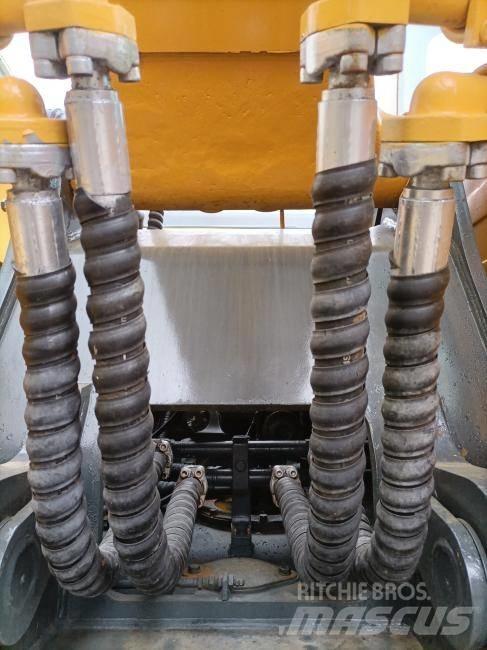 Hyundai 330LC-9T Gravemaskiner på larvebånd