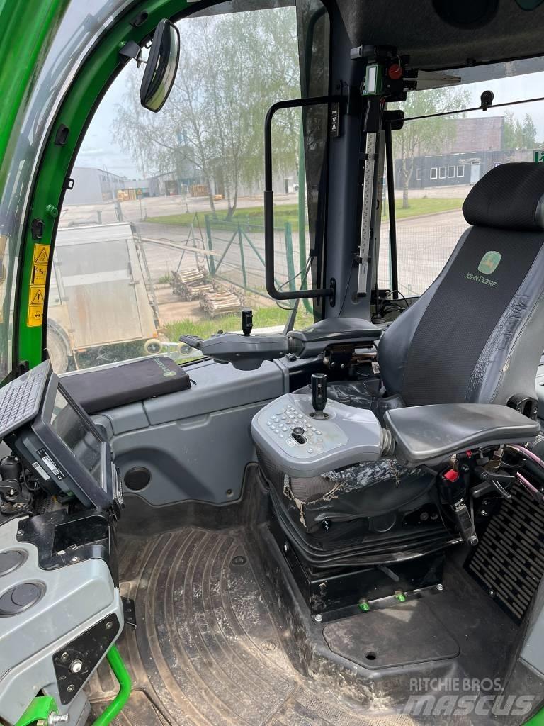 John Deere 1070E Skovningsmaskiner