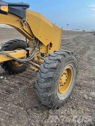 CAT 140M2 Vejhøvle / Gradere
