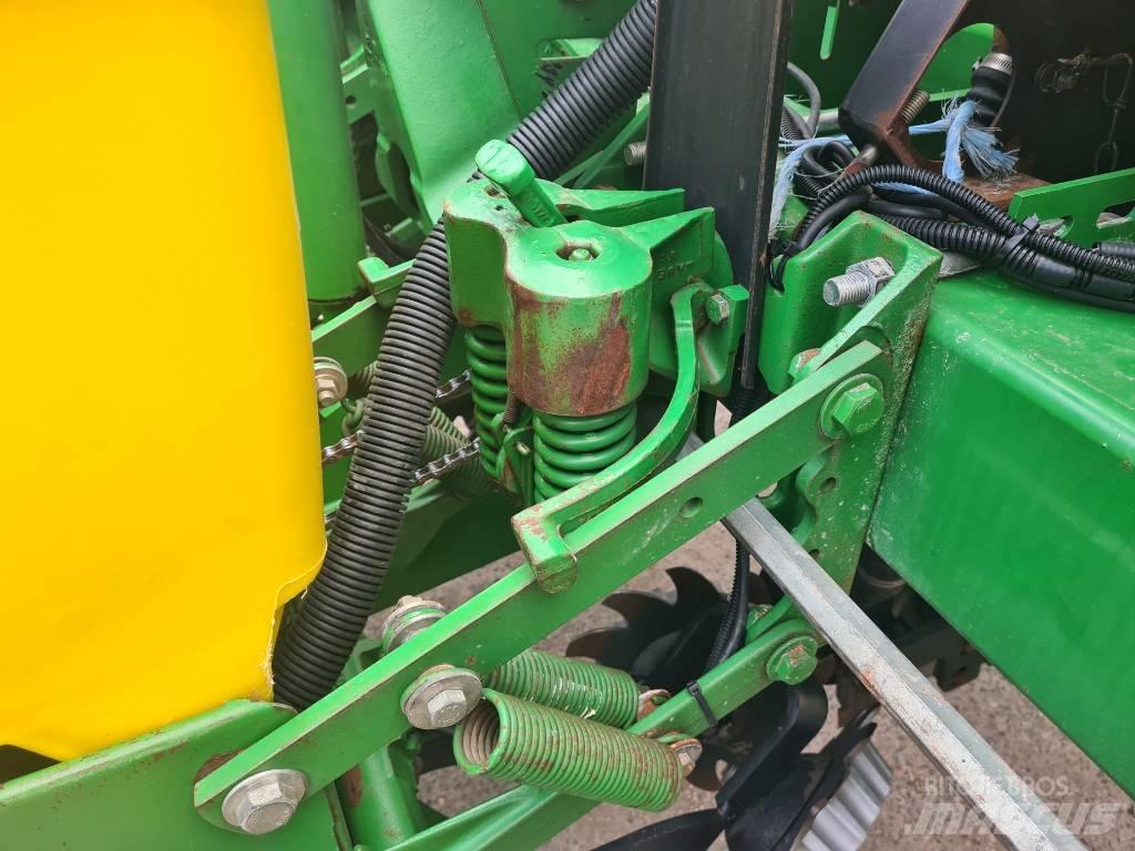 John Deere 1770 Plantemaskiner