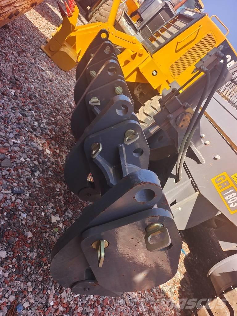 XCMG GR 1803 Vejhøvle / Gradere