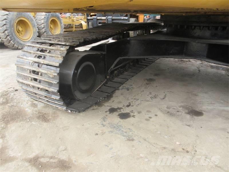 CAT 320 B L Gravemaskiner på larvebånd