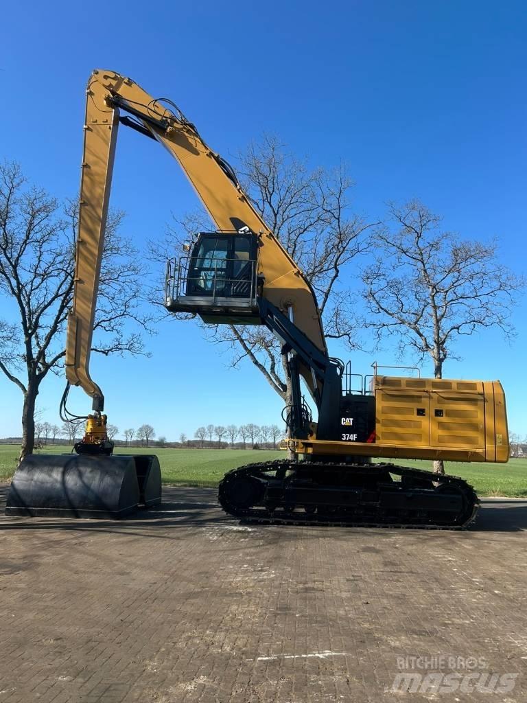 CAT 374 F Materialehåndteringsmaskiner