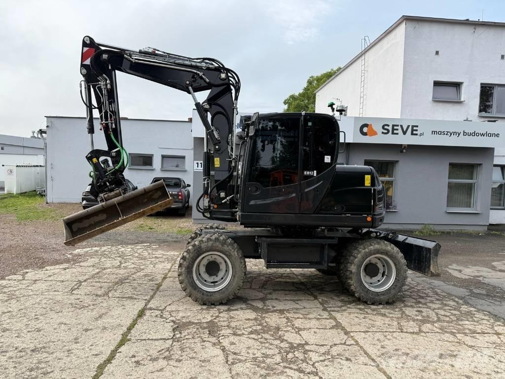 Yanmar B 110 W Gravemaskiner på hjul