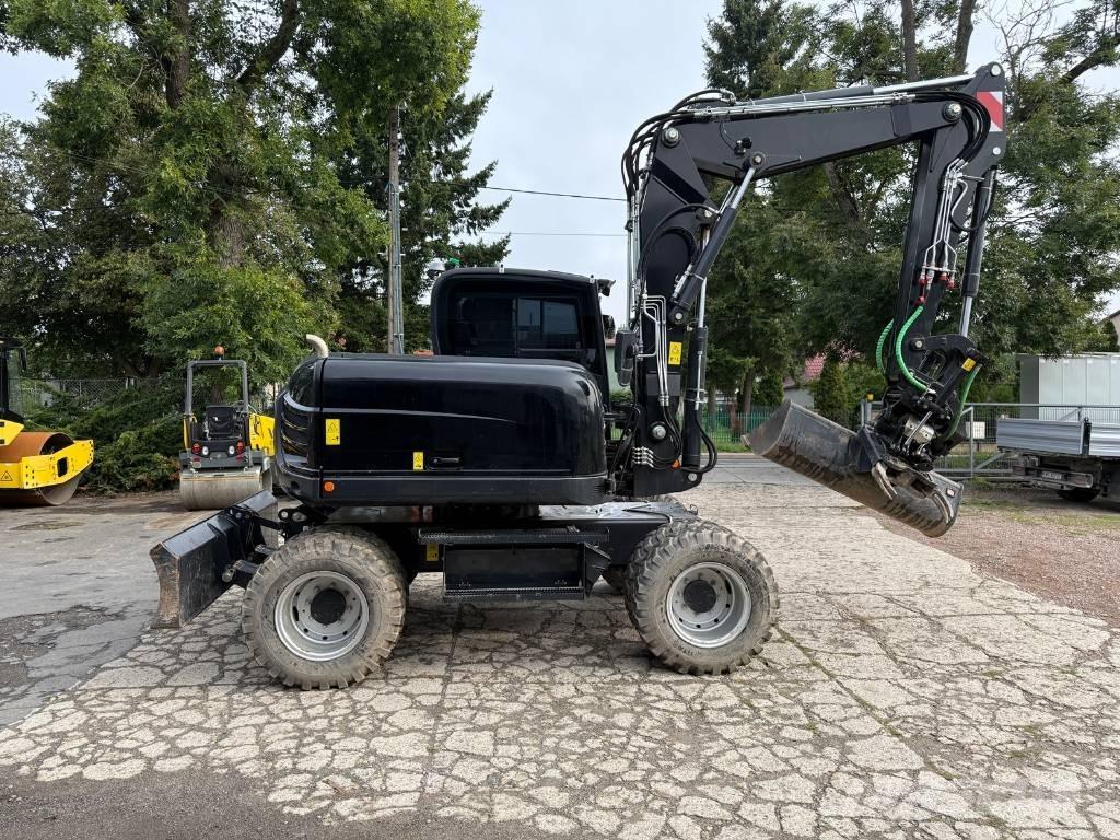Yanmar B 110 W Gravemaskiner på hjul