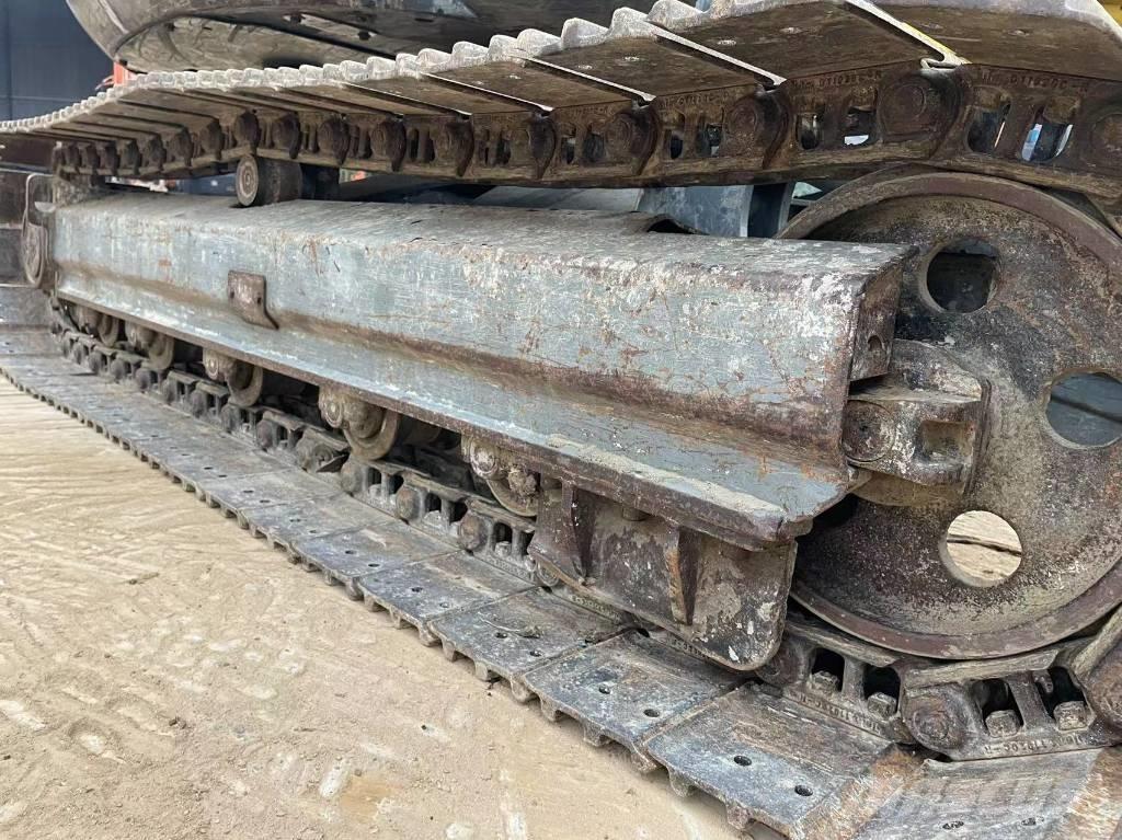 Wacker Neuson 8003 Midi-gravemaskiner 7t - 12t
