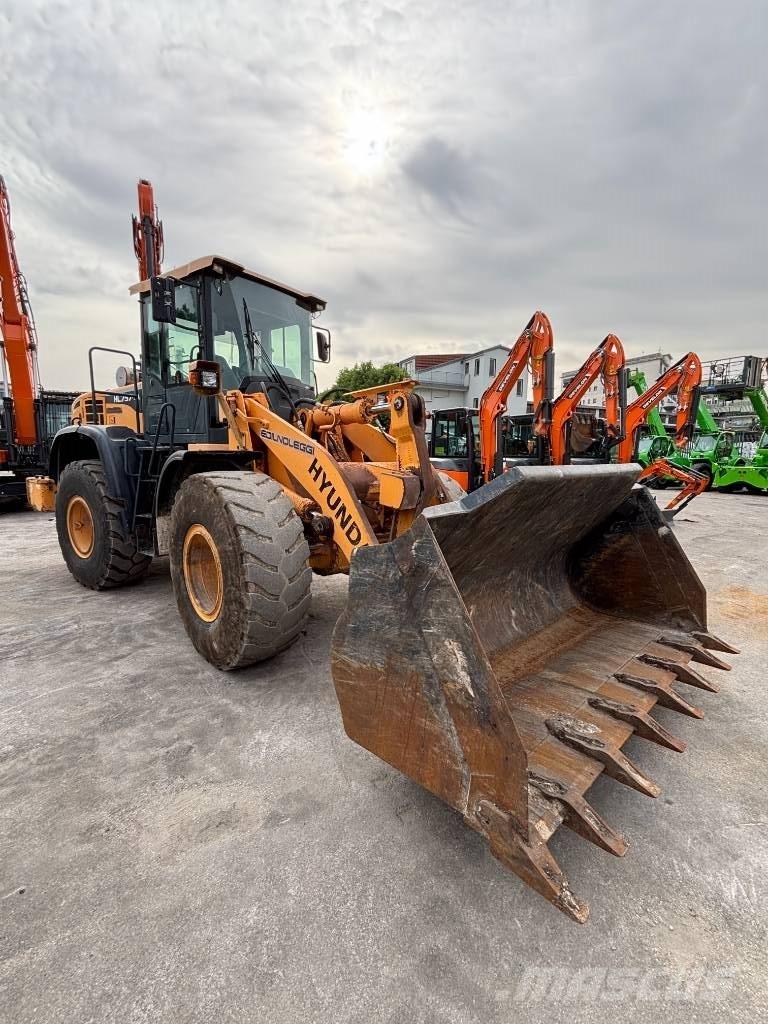 Hyundai HL 757-9 A Læssemaskiner på hjul