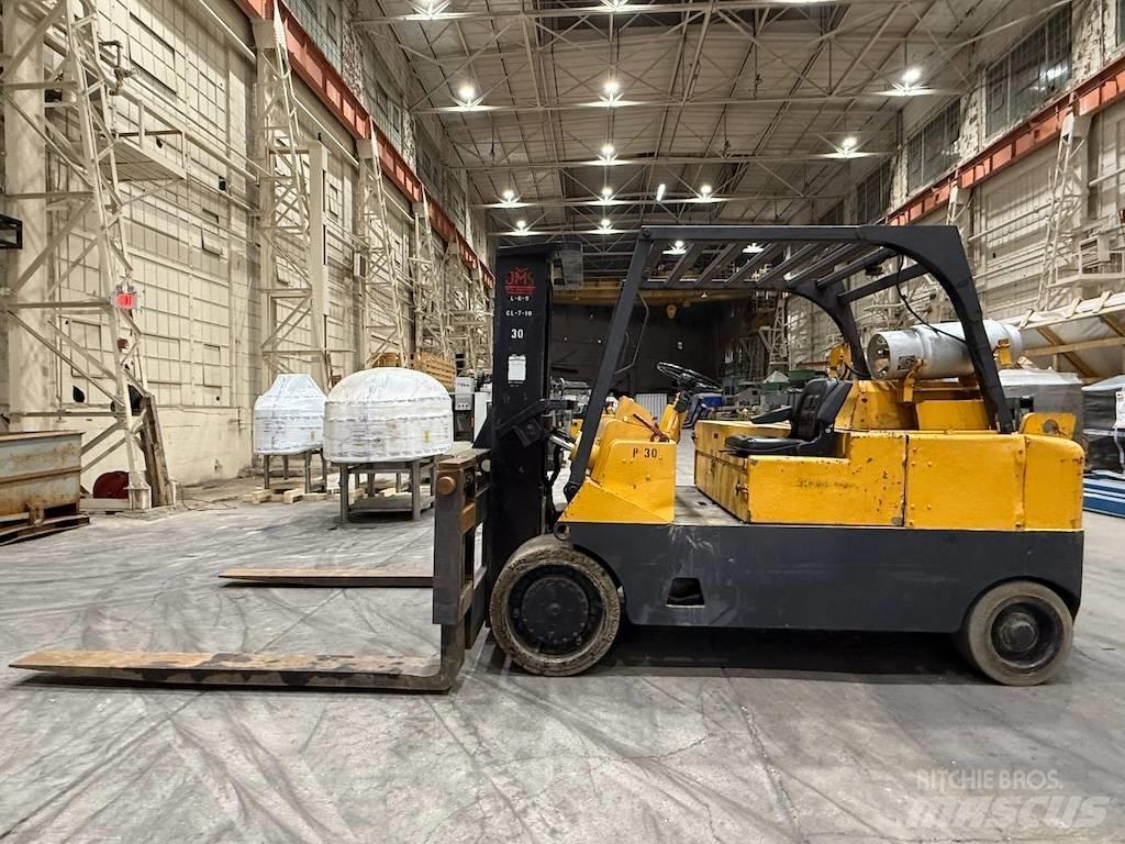 Royal T300B Terrængående gaffeltruck