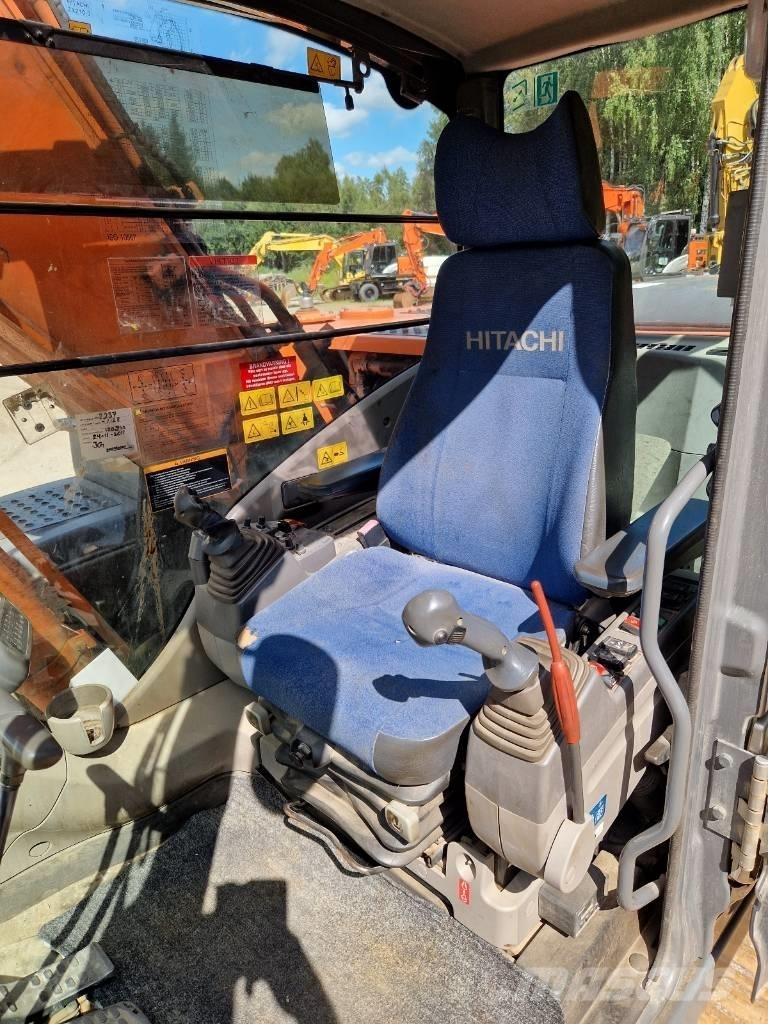 Hitachi ZX 210 LC-3 Gravemaskiner på larvebånd