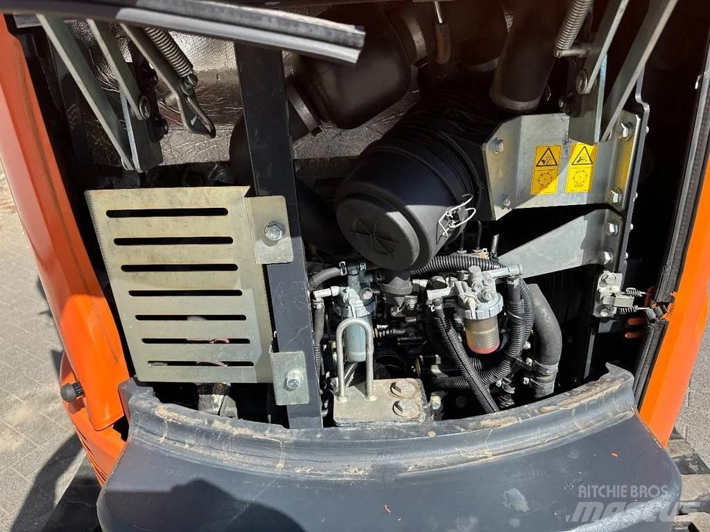 Hitachi ZX26U-6CR Minigravemaskiner