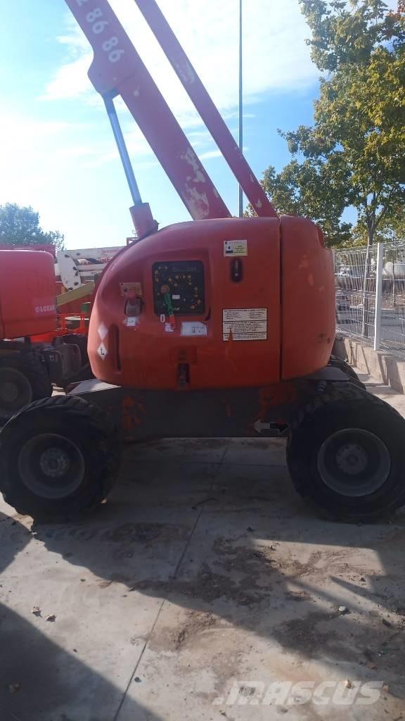 JLG 450 AJS II Bomlifte med knækarm