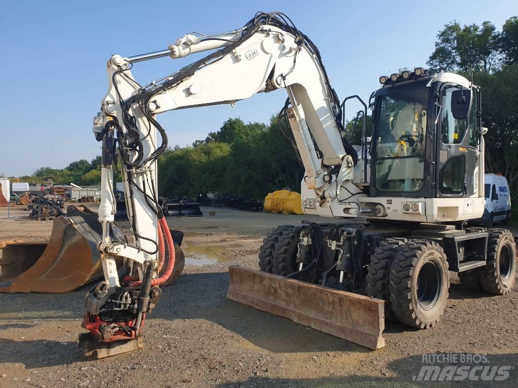Komatsu PW118MR-11 Gravemaskiner på hjul