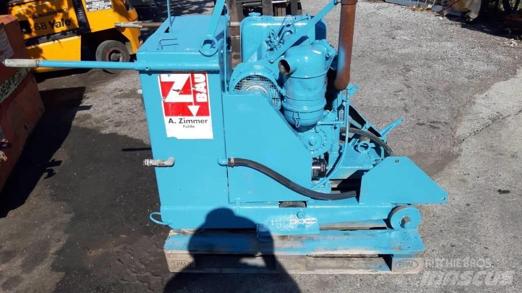 Hanix 32 HP Entreprenør - Andet