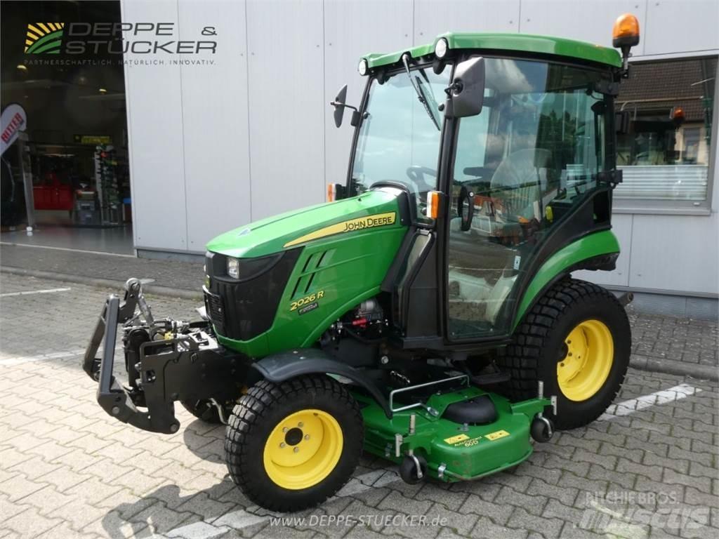 John Deere 2026R Kompakte traktorer