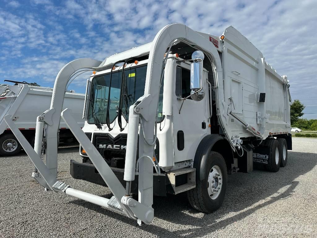 Mack MRU613 Renovationslastbiler