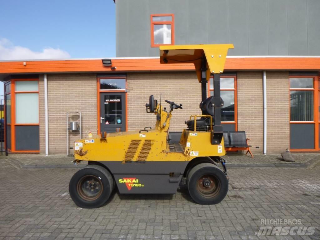 Sakai TS 160 Tromle med luftdæk