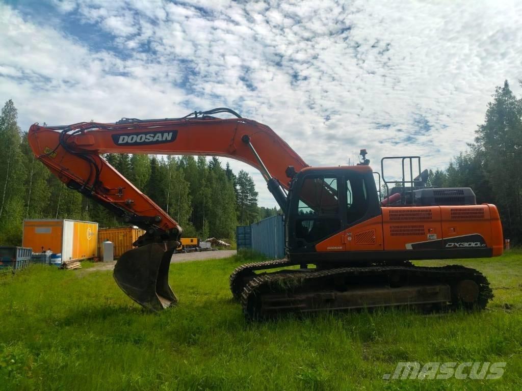 Doosan DX 300 LC Gravemaskiner på larvebånd