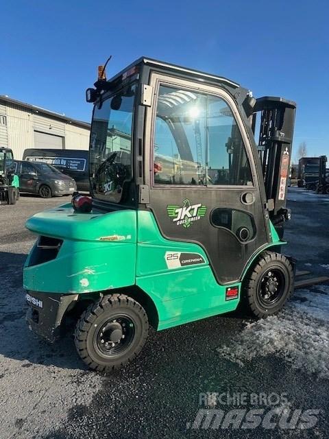 Mitsubishi FD25N3 Diesel gaffeltrucks