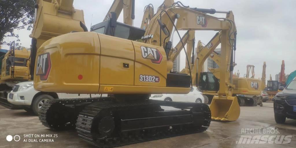 CAT 2021 CAT 313D2GC Gravemaskiner på hjul
