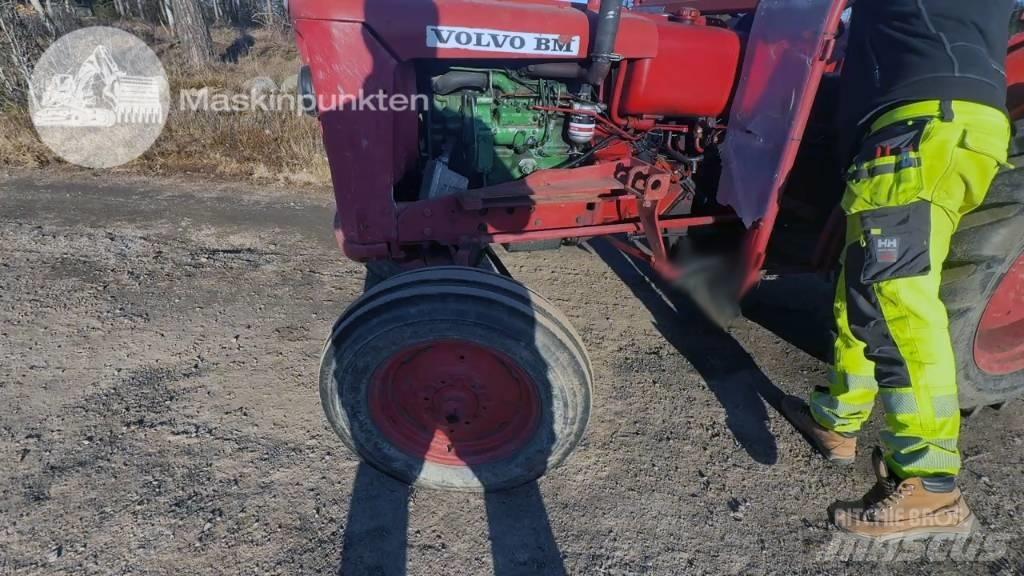 Volvo BM 320 Traktorer