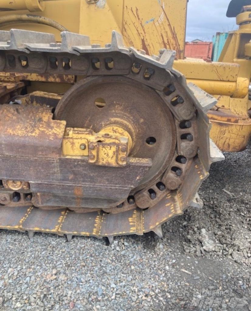 CAT D 5 C Bulldozer på larvebånd
