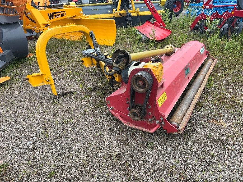 INO Mkm 245 Græsklippere og skårlæggere