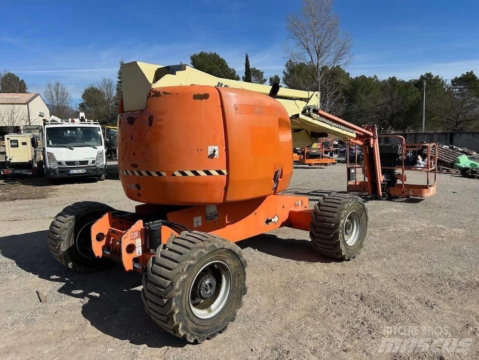 JLG 510 AJ Bomlifte med knækarm