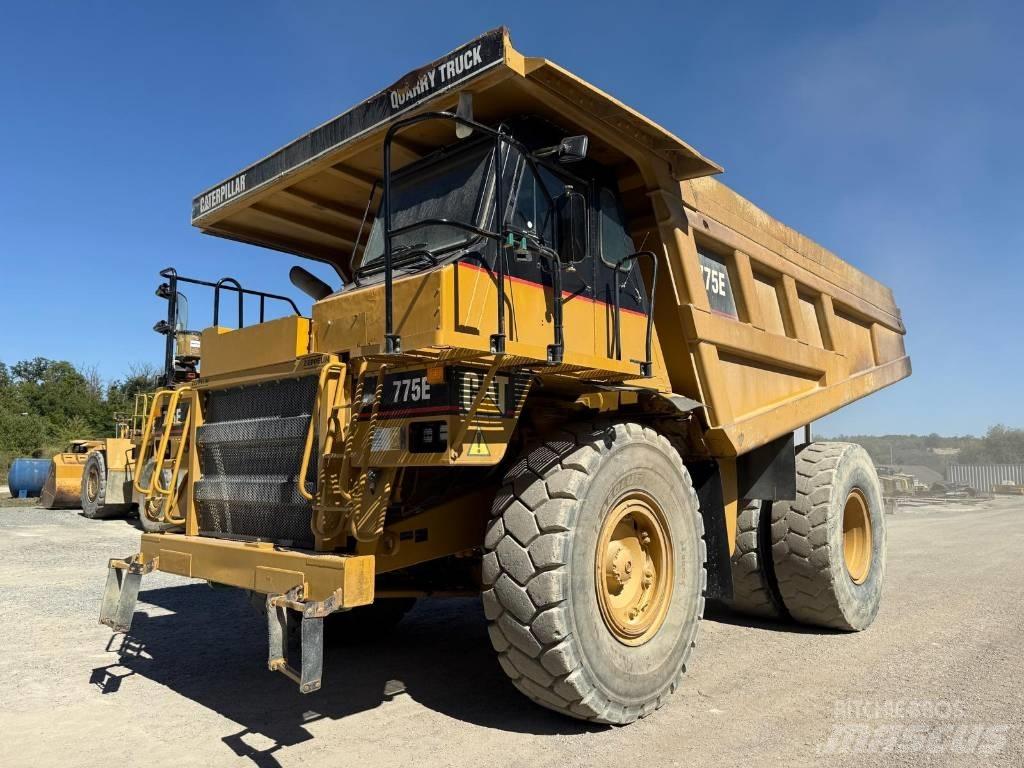CAT 775 E Knækstyrede dumpere