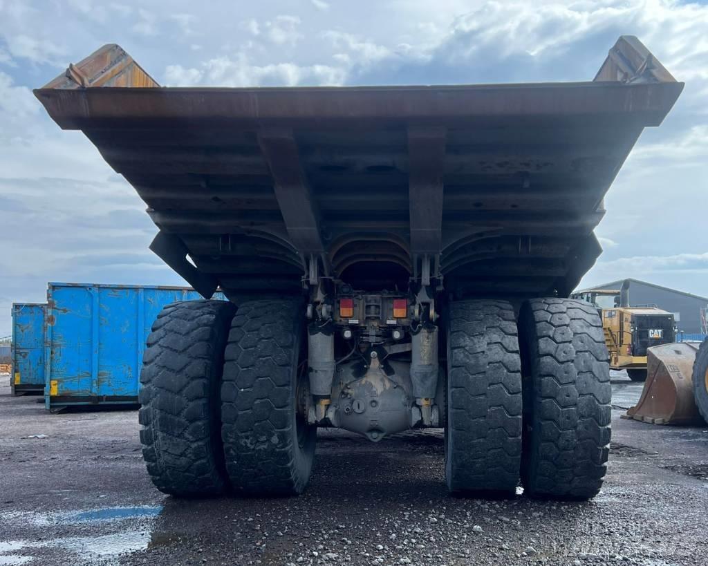 CAT 775 G Knækstyrede dumpere