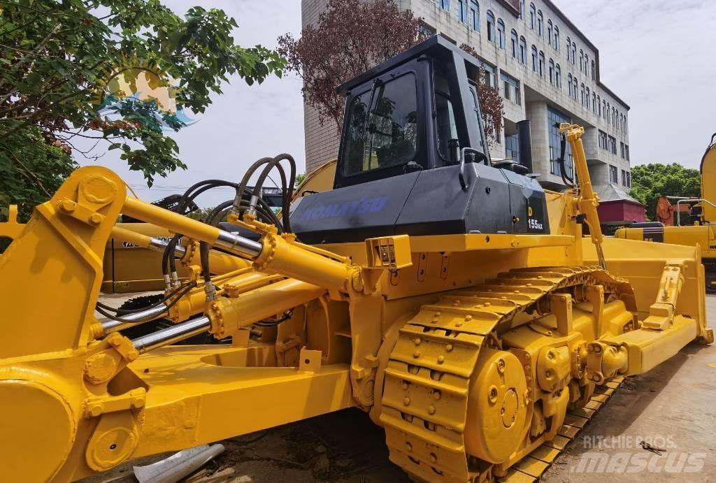 Komatsu D 155 AX Bulldozer på larvebånd