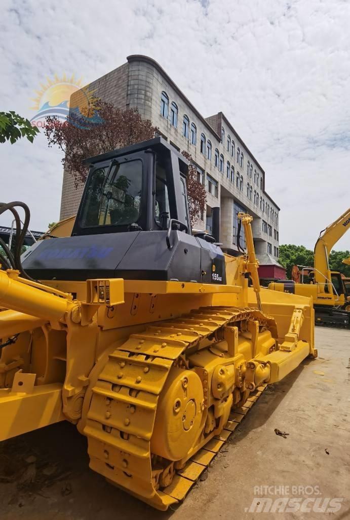 Komatsu D 155 AX Bulldozer på larvebånd