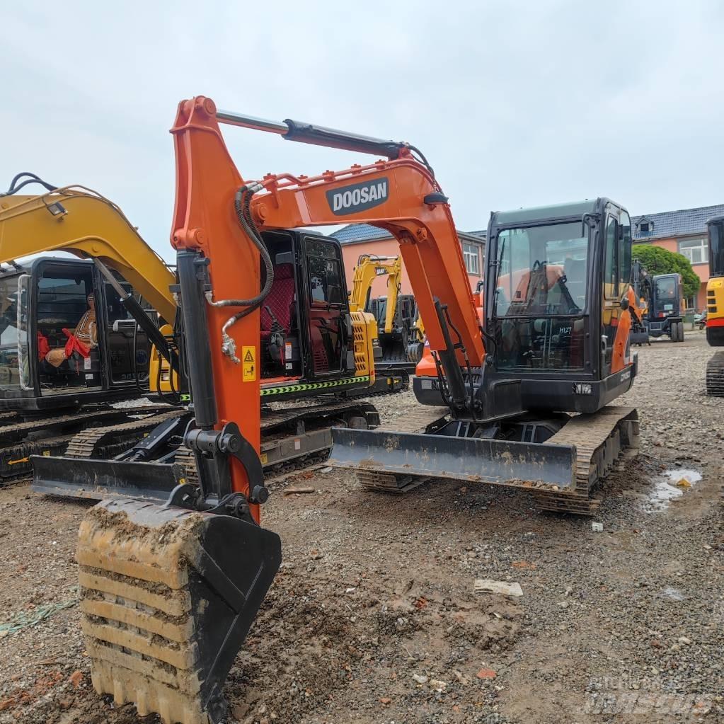 Doosan DX60 Minigravemaskiner