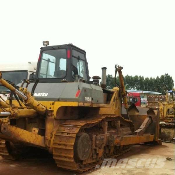 Komatsu d155a-3 Bulldozer på larvebånd