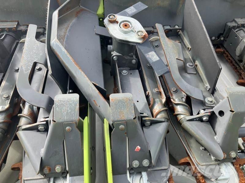 CLAAS CORIO 875 FC Hoveder til mejetærskere