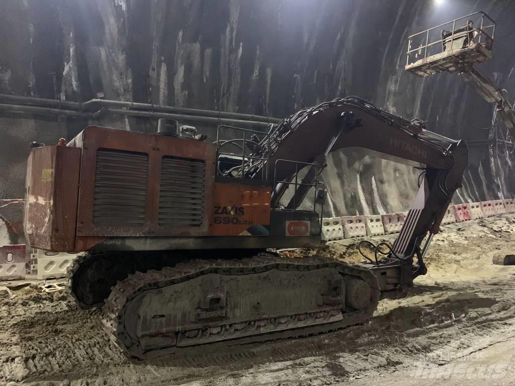 Hitachi ZX690LCH-5A Entreprenør - Andet