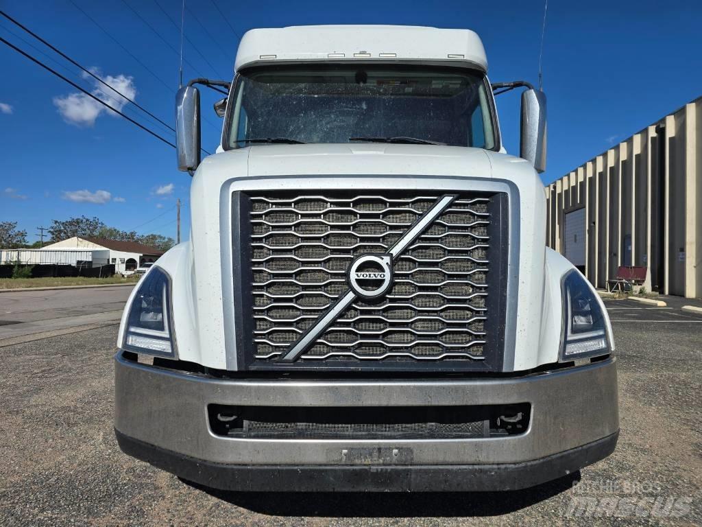 Volvo VNL 740 Trækkere