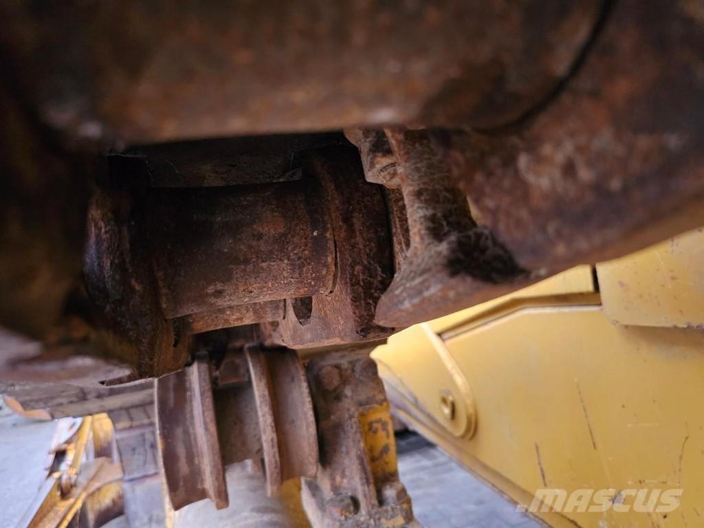 CAT D6T Bulldozer på larvebånd