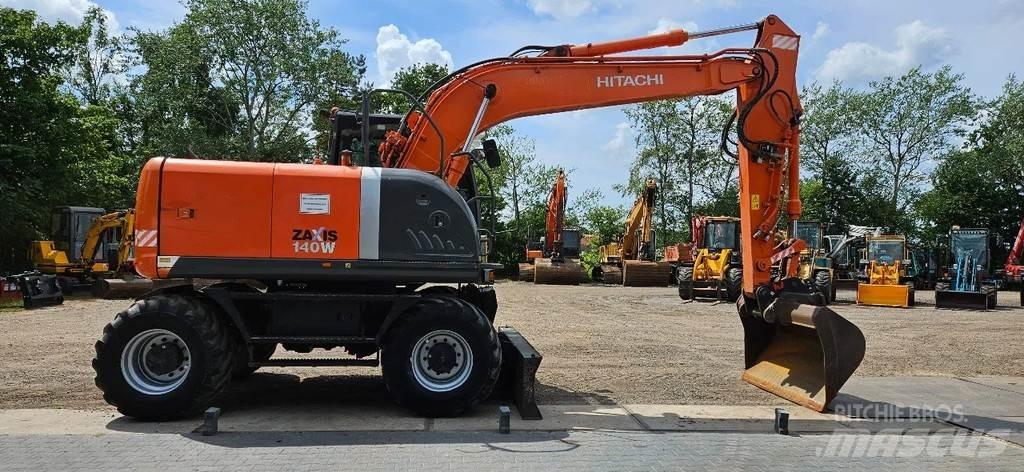 Hitachi ZX140-3 Gravemaskiner på hjul