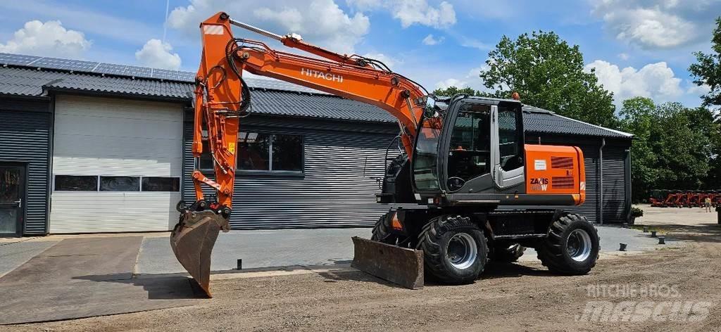 Hitachi ZX140-3 Gravemaskiner på hjul