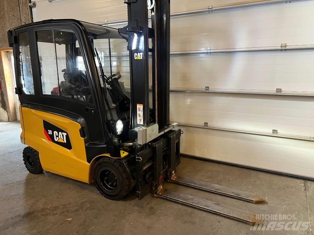 CAT EP30CN El gaffeltrucks