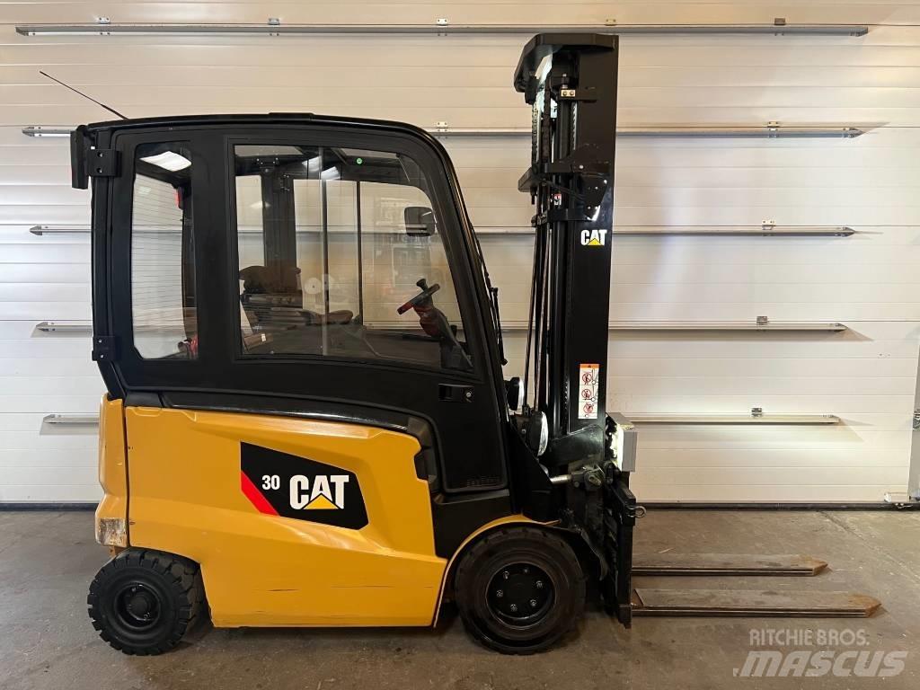 CAT EP30CN El gaffeltrucks
