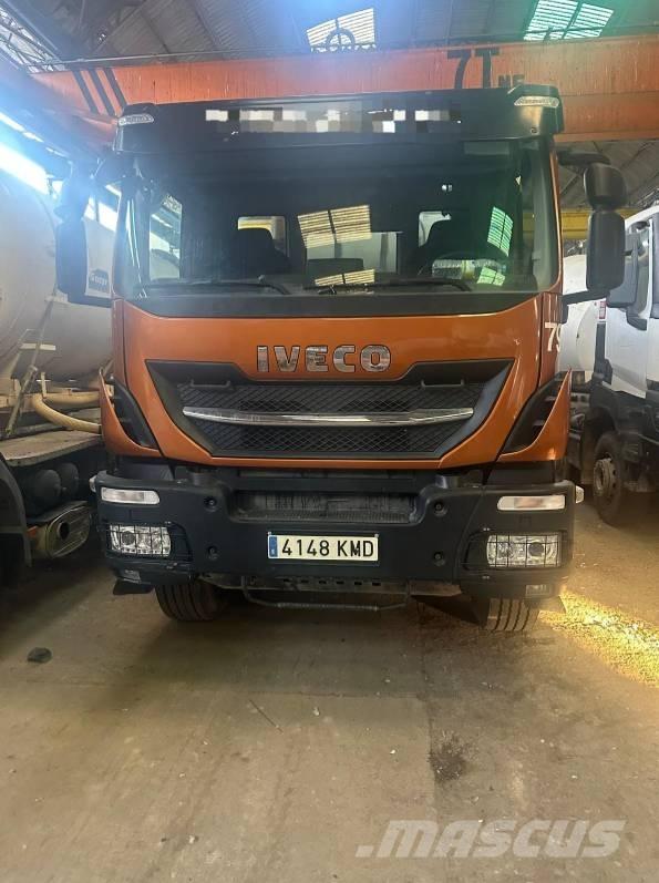 Iveco Hormigonera Betonpumper