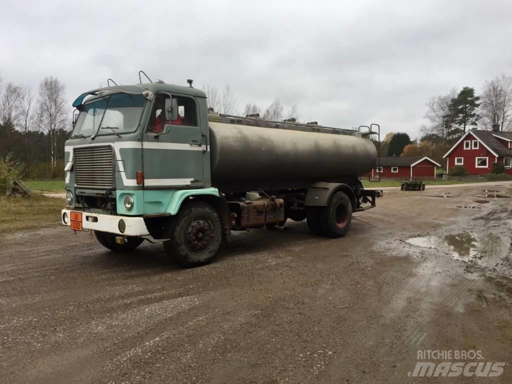 Volvo F 88 Tankbiler