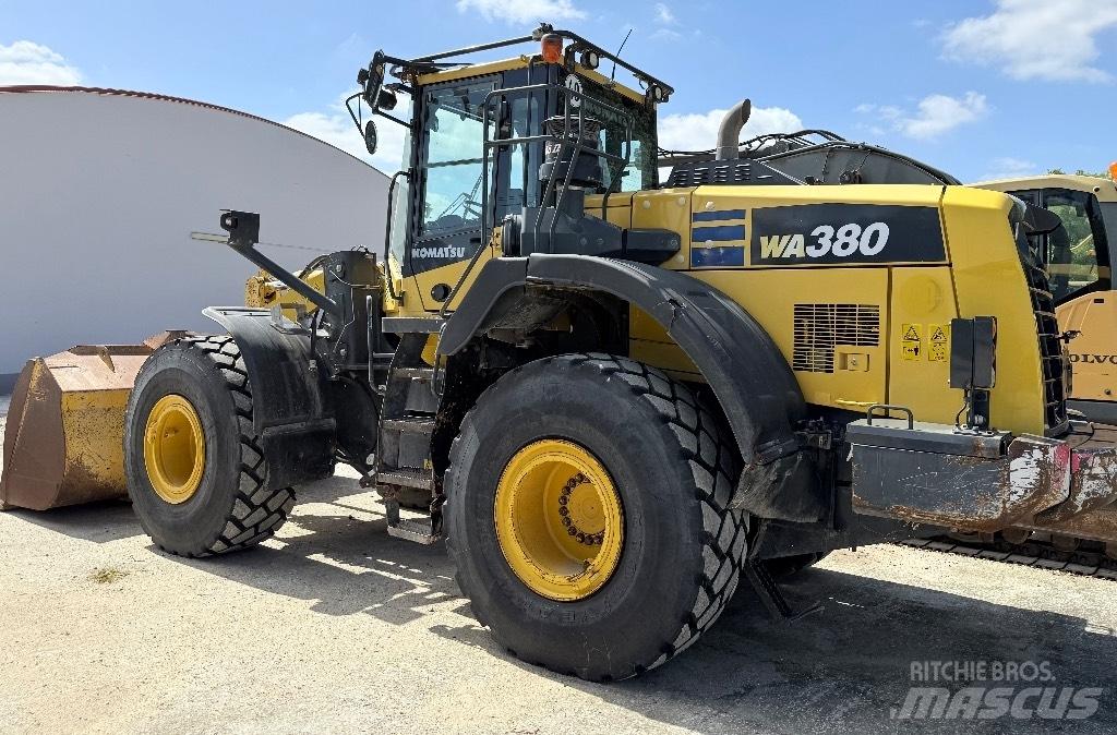 Komatsu WA 380-8 Læssemaskiner på hjul