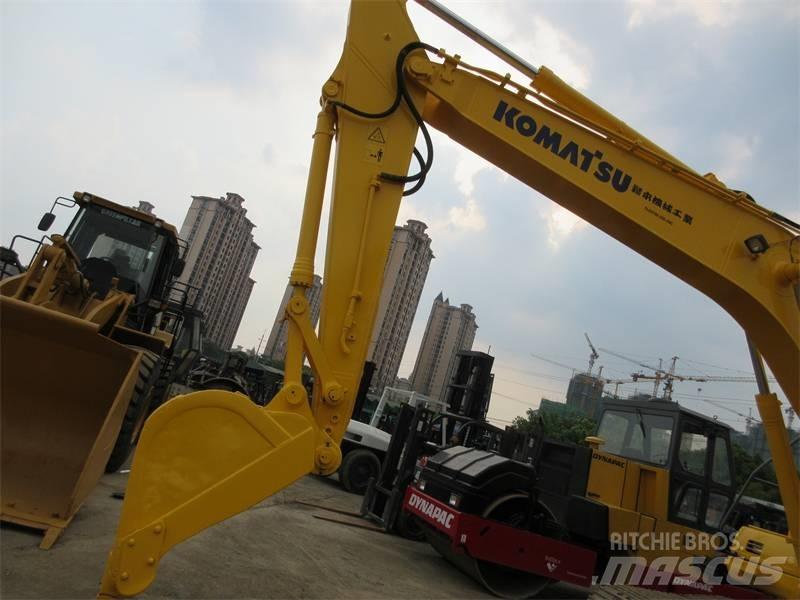 Komatsu PC 200-7 Gravemaskiner på larvebånd