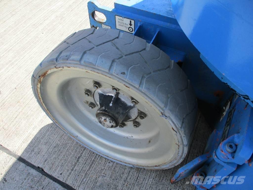 JLG E300 AJP (180) Kompakte selvkørende bomlifte