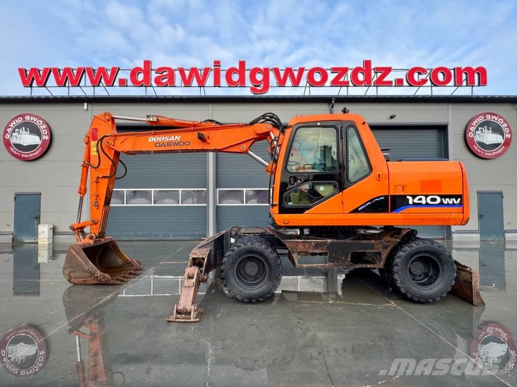 Doosan SOLAR 140W-V Gravemaskiner på hjul