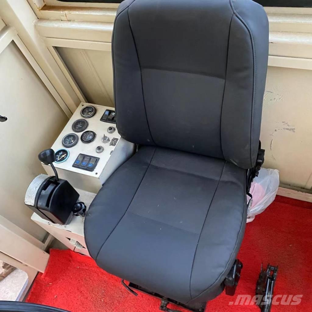 CAT 140 H Vejhøvle / Gradere